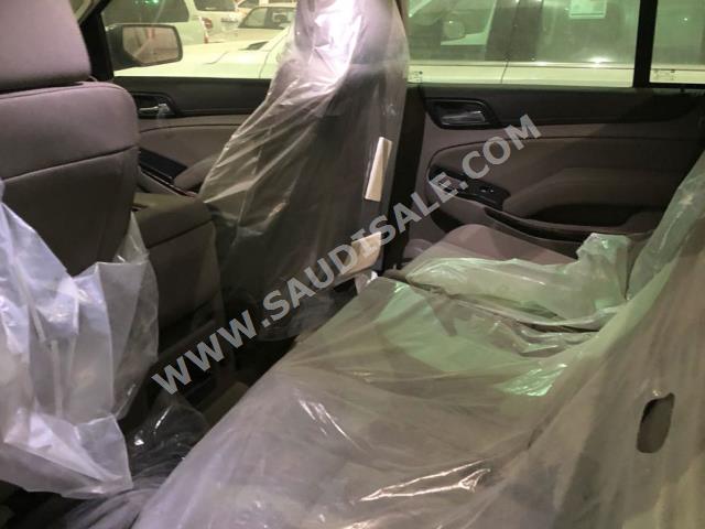 2017 Chevrolet Suburban LT