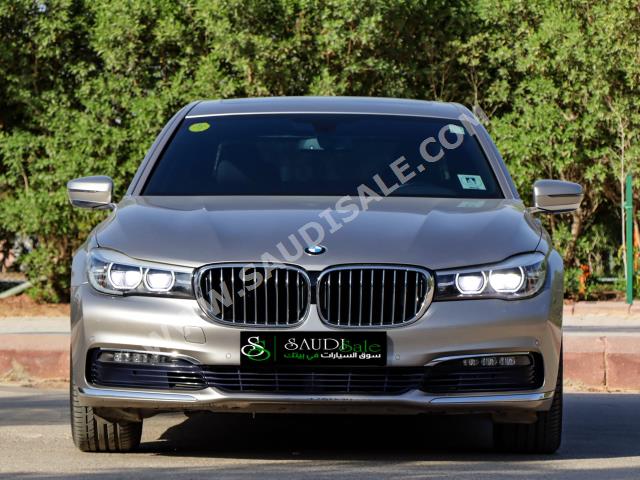2016 بي ام دبليو الفئة السابعة 730 إل أي