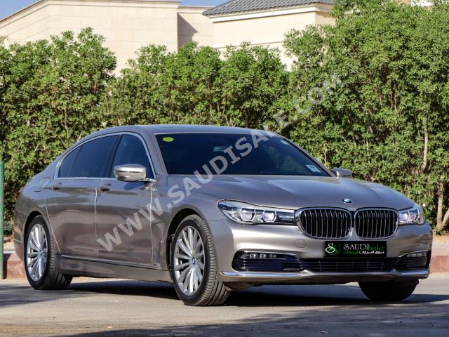 2016 بي ام دبليو الفئة السابعة 730 إل أي