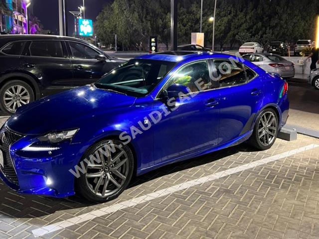 2016 Lexus IS 200t