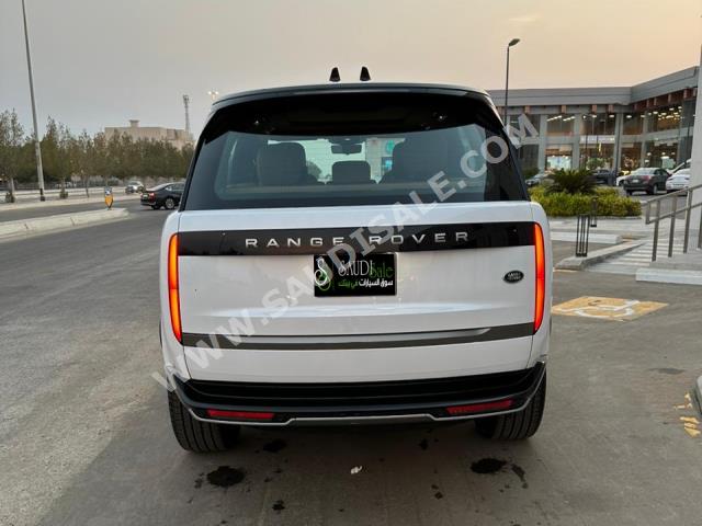 2023 لاند روفر رينج روفر اتش اس اي