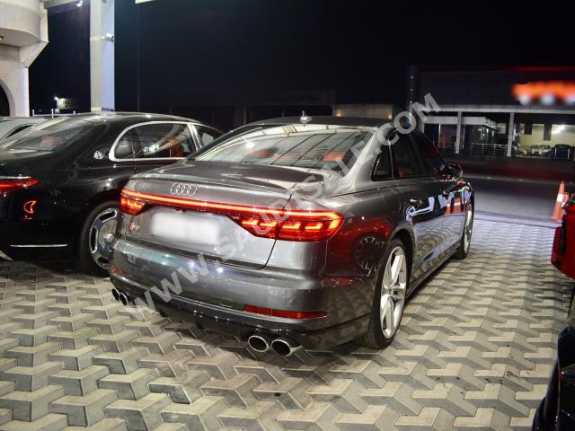2020 اودي اس 8