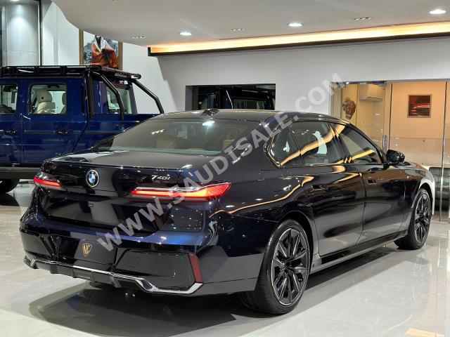 2024 بي ام دبليو الفئة السابعة 740 إل أي