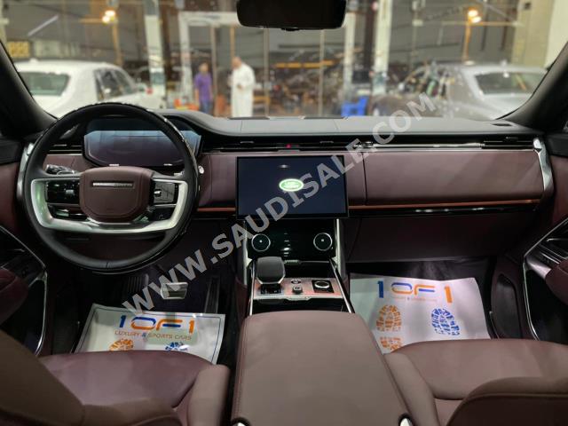 2023 لاند روفر رينج روفر اوتوبيوغرافي