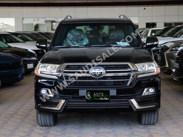 2021 Toyota Land Cruiser VX  S