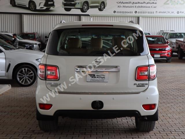 2017 Nissan Patrol Platinum