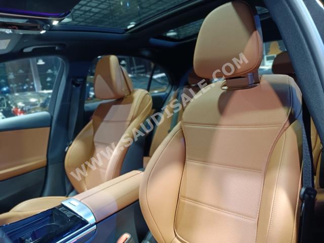 2022 مرسيدس - بنز سي 200 أي إم جي