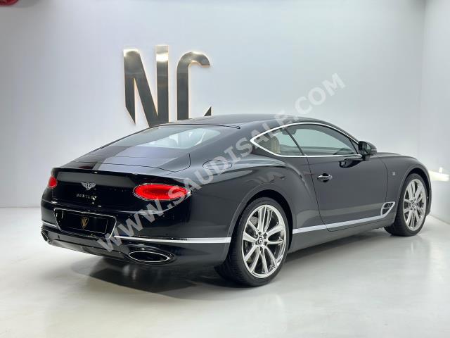 2019 بنتلي كونتيننتل جي تي الاصدار الاول