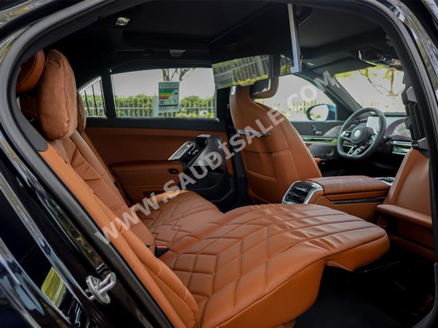 2024 بي ام دبليو الفئة السابعة 740أي