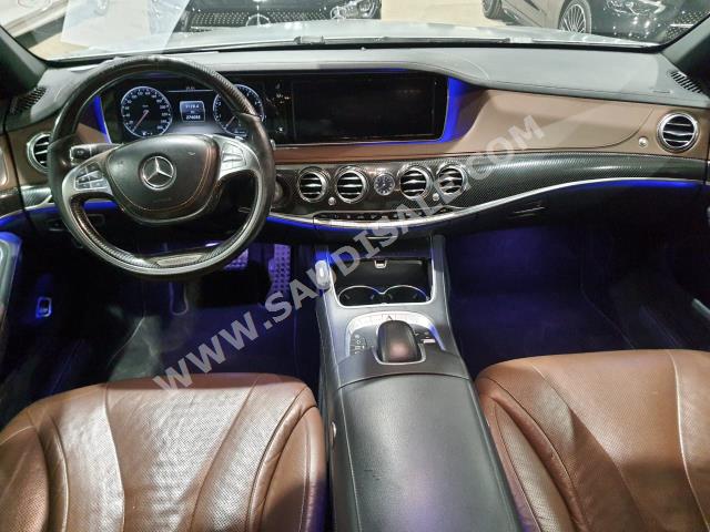 2014 مرسيدس - بنز إس 400