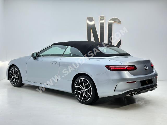 2021 مرسيدس - بنز إي 300