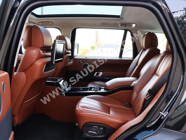 2015 لاند روفر رينج روفر اوتوبيوغرافي