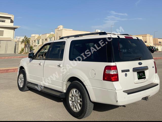 2013 فورد اكسبيديشن