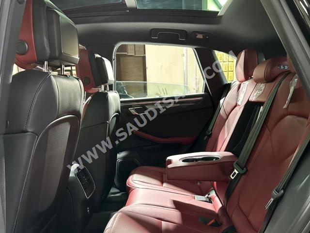 2023 بورش ماكان