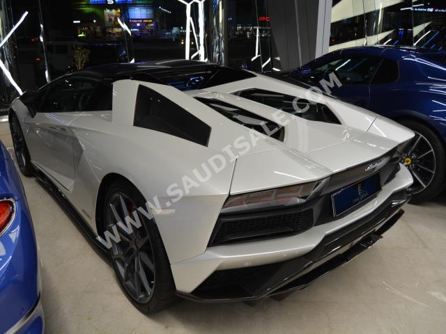 2019 Lamborghini Aventador S