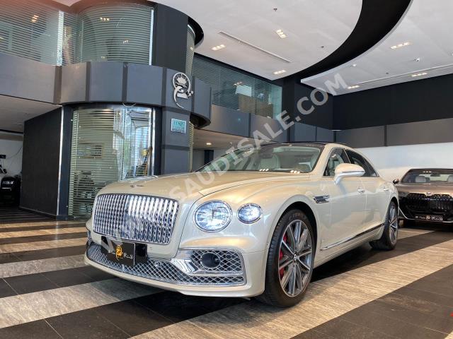 2022 بنتلي كونتيننتل فلاينج سبير