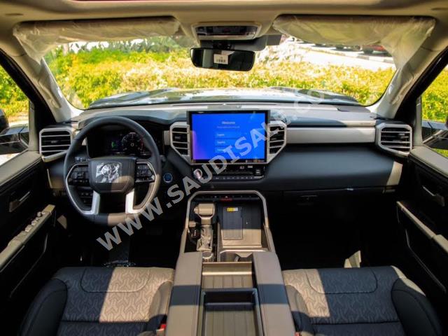 2023 تويوتا تندرا كرو ماكس ليمتيد