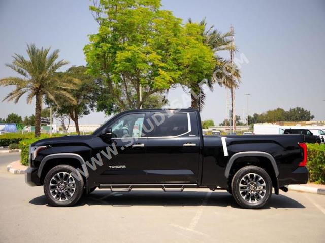 2023 تويوتا تندرا كرو ماكس ليمتيد