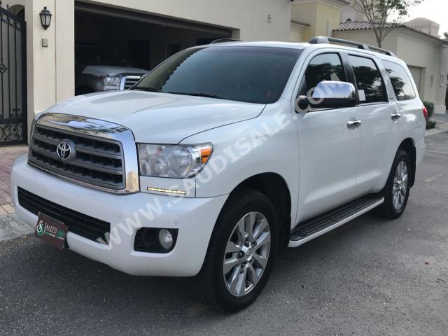 2013 تويوتا سكويا