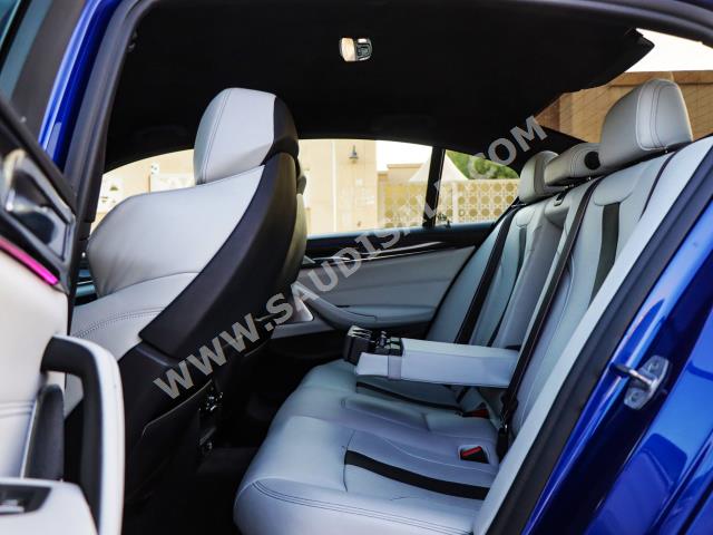 2018 بي ام دبليو الفئة ام إم 5 كومبيتيشن