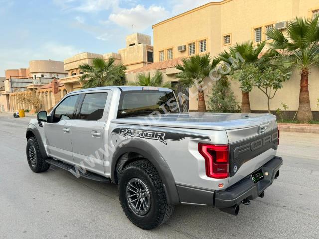 2019 فورد اف 150 رابتور