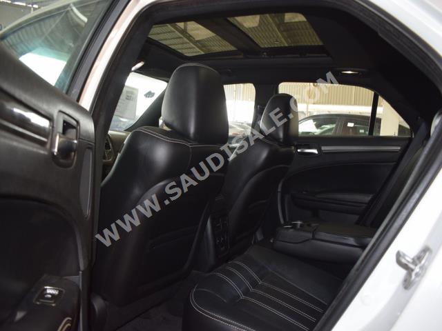 2015 Chrysler 300 Hemi