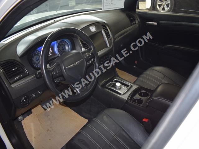 2015 Chrysler 300 Hemi