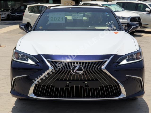 2021 Lexus ES 250