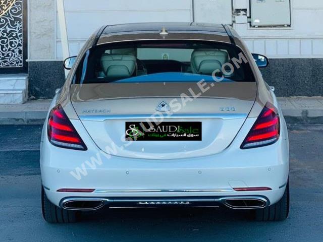 2015 مرسيدس - بنز إس 600 مايباخ