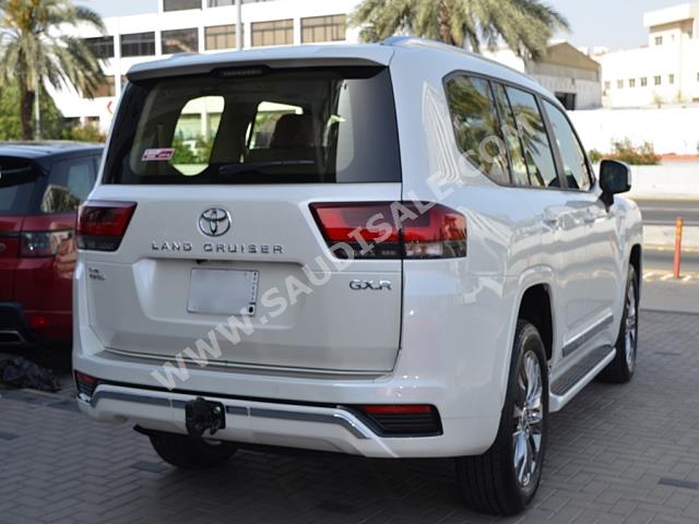 2023 تويوتا لاند كروزر جي اكس ار4
