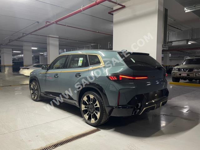 2023 بي ام دبليو اكس ام