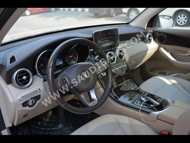 2018 مرسيدس - بنز جي إل سي 300