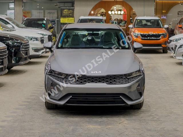 2023 كيا 5كي
