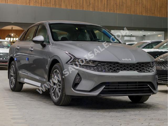 2023 كيا 5كي