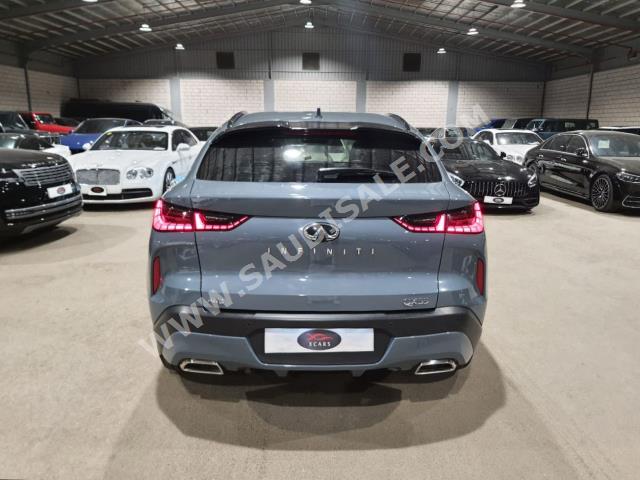 2022 انفينيتي كيو اكس 55