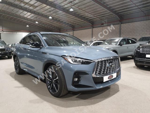 2022 انفينيتي كيو اكس 55