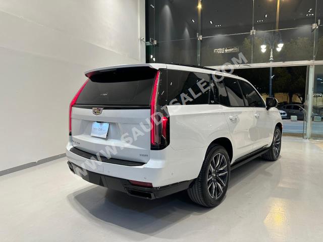 2022 كاديلاك اسكاليد سبورت