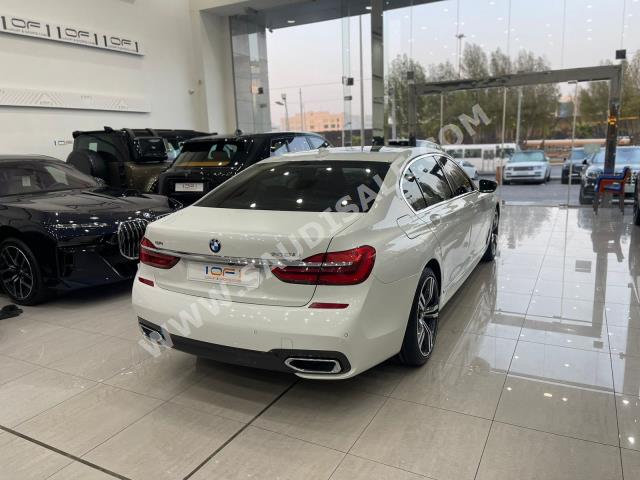 2019 بي ام دبليو الفئة السابعة 730 إل أي