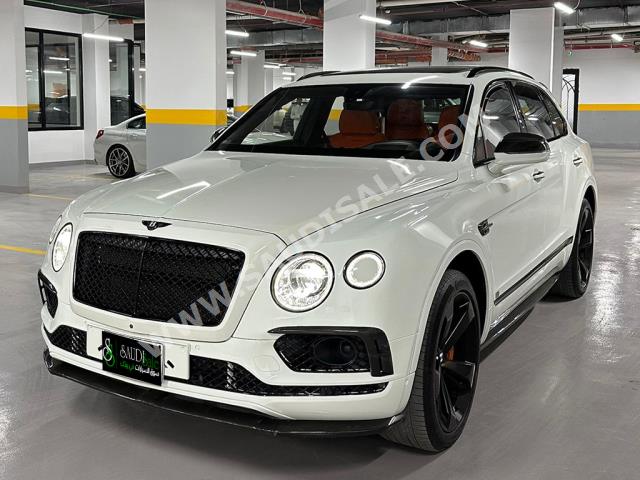 2017 بنتلي بنتايجا 