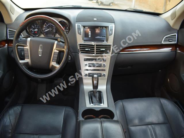 2012 Lincoln MKT
