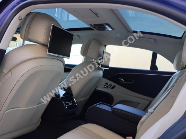 2020 بنتلي كونتيننتل فلاينج سبير دابليو 12