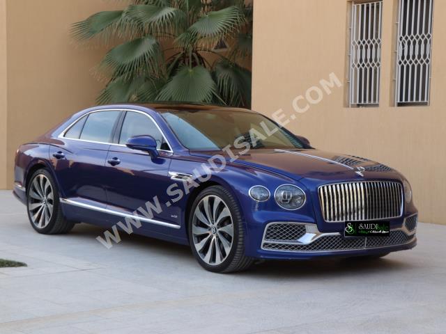 2020 بنتلي كونتيننتل فلاينج سبير دابليو 12