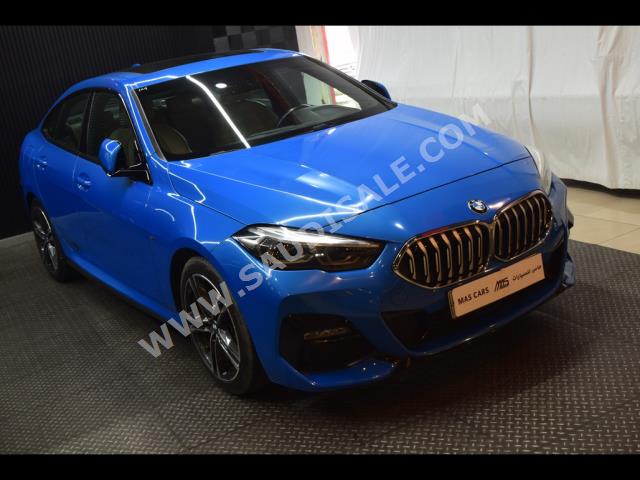 2021 بي ام دبليو الفئة الثانية 218 أي