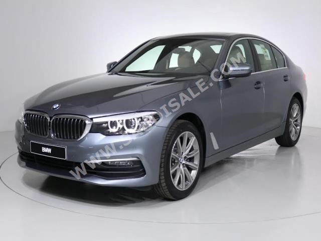 2020 بي ام دبليو الفئة الخامسة 520 أي