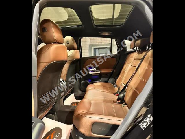 2023 مرسيدس - بنز جي إل أي 200