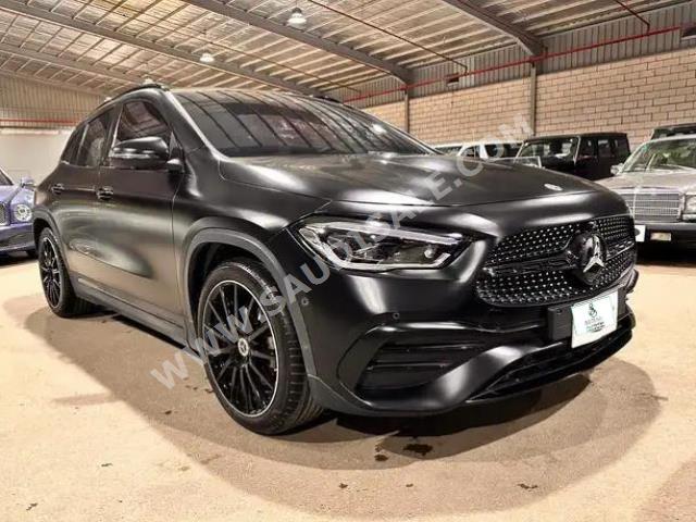 2023 مرسيدس - بنز جي إل أي 200