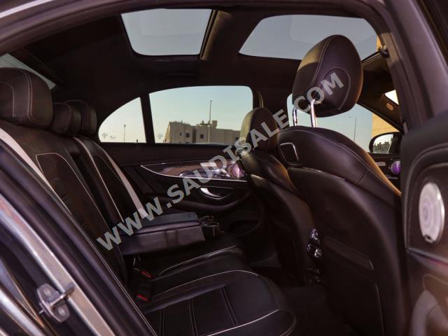 2017 مرسيدس - بنز إي 63إس أي إم جي