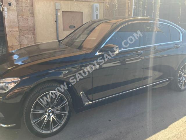 2016 بي ام دبليو الفئة السابعة 750 إل أي