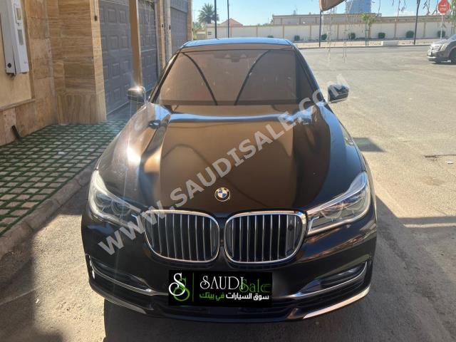 2016 بي ام دبليو الفئة السابعة 750 إل أي