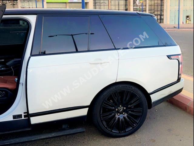 2015 لاند روفر رينج روفر فوج ان اي